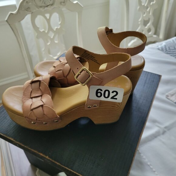 Korks by Kork-Ease Platform Wedge Womens 6M/36.5 Sandal Tan with Straps BOHO - Picture 9 of 9